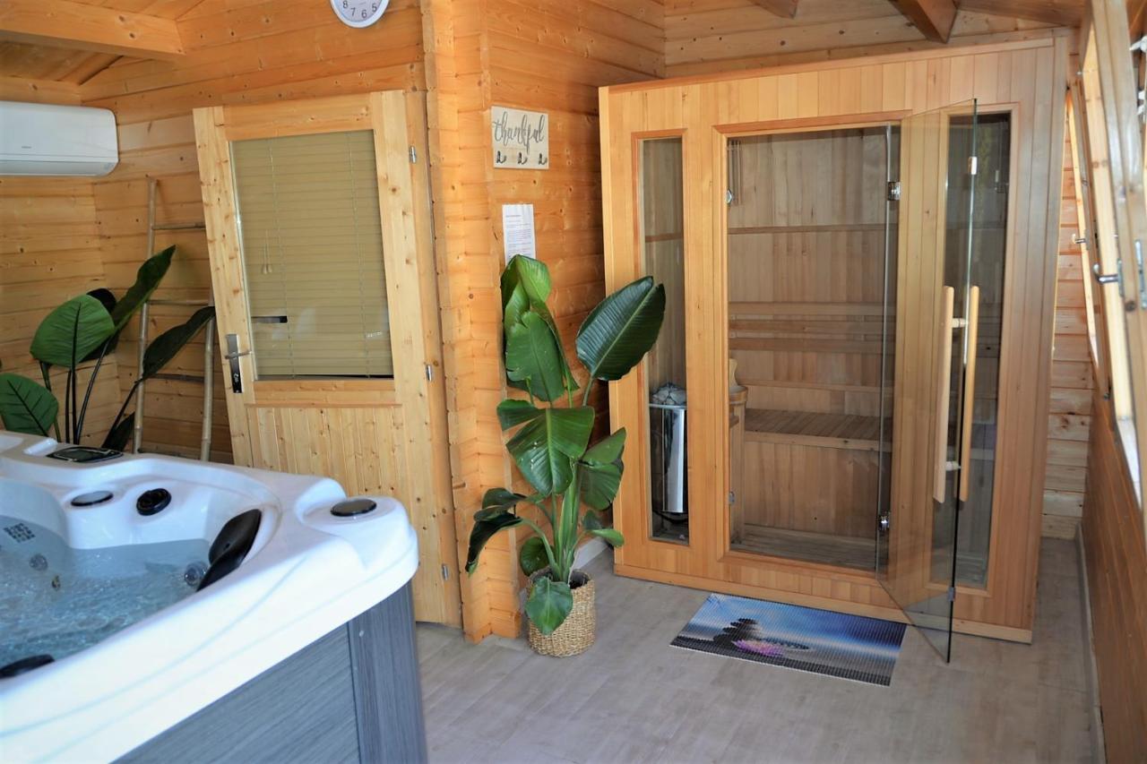 O' Bonheur De L'Olivier Chambres Et Gites 4 Etoiles Cessenon-sur-Orb Bagian luar foto